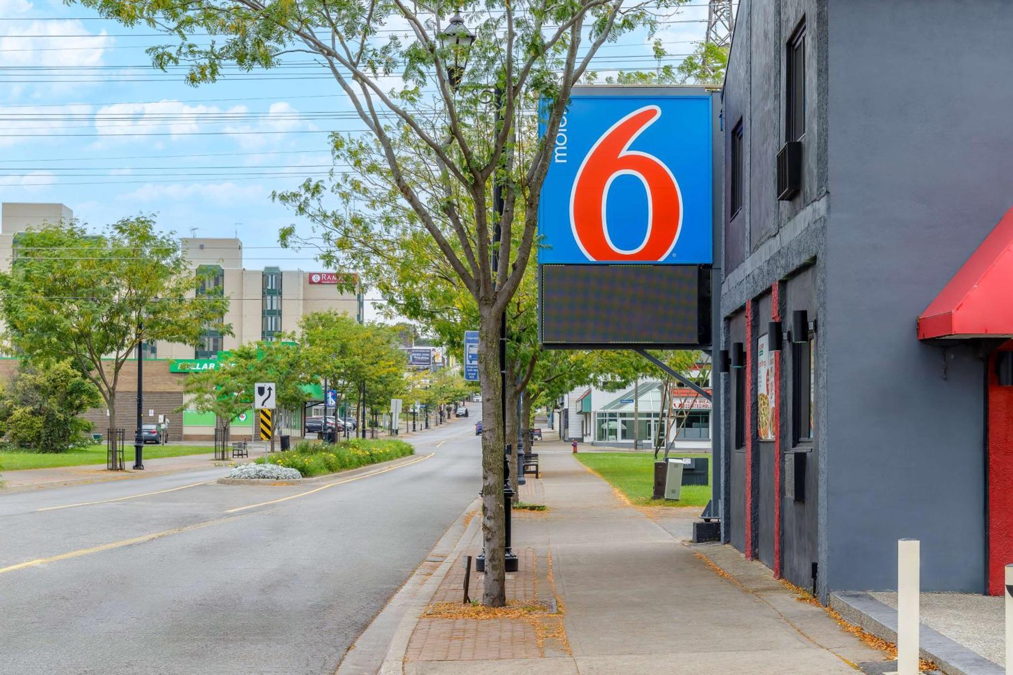 Motel 6 Niagara Falls, On Near The Falls Экстерьер фото