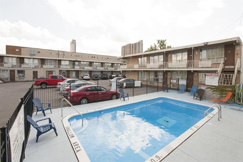 Motel 6 Niagara Falls, On Near The Falls Экстерьер фото